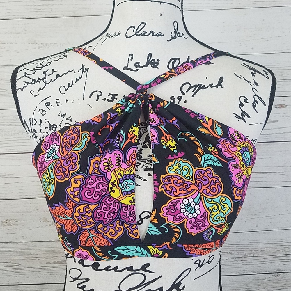 NWOT Cleanwater Black Multicolor Floral Swim Top